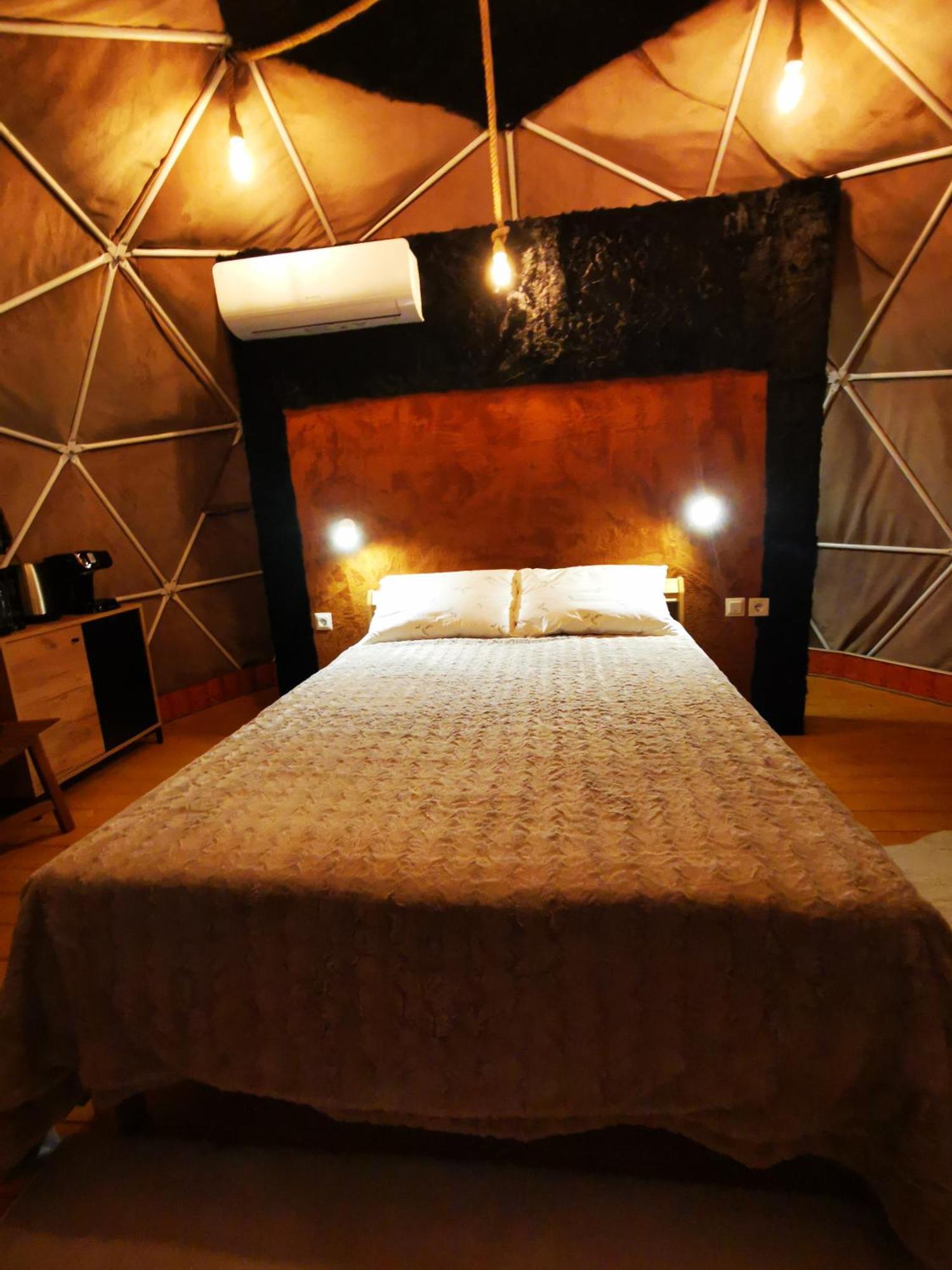 Glamping Zazen Hotel Drumu Carului Exterior foto