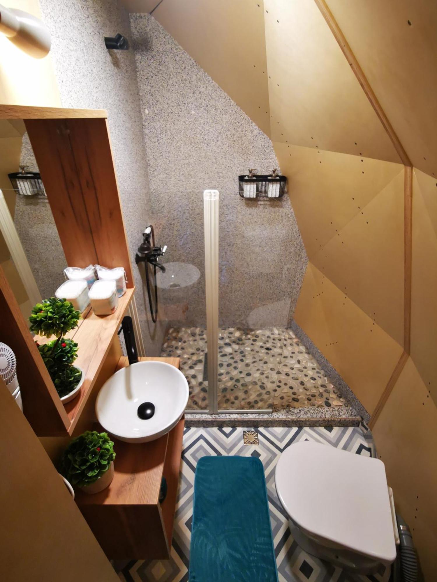Glamping Zazen Hotel Drumu Carului Exterior foto