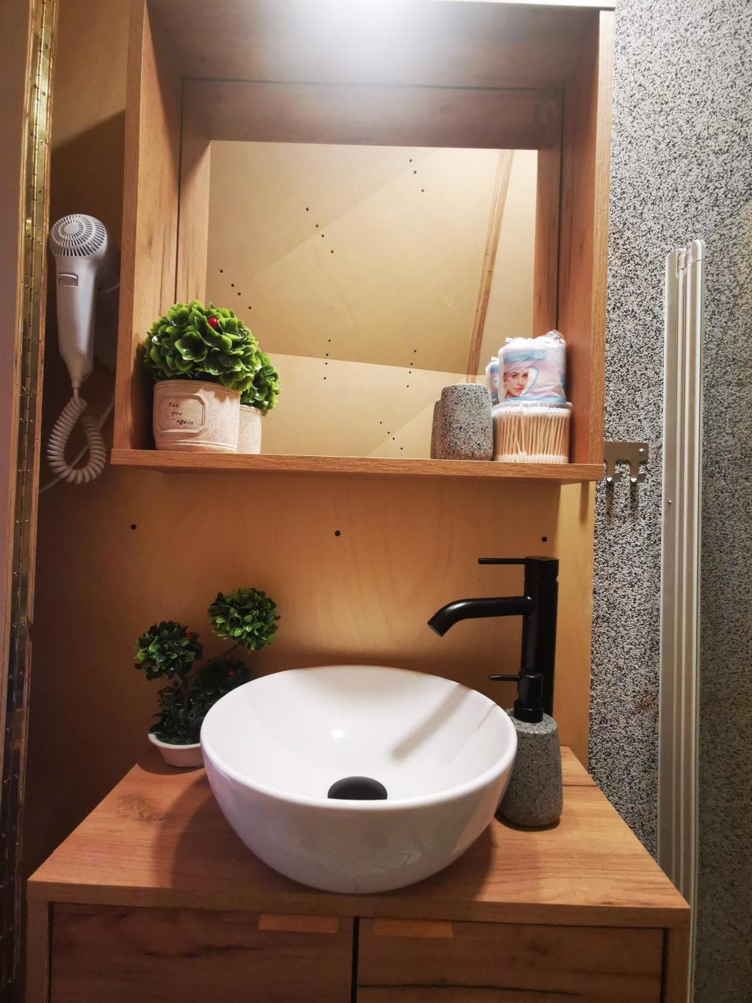Glamping Zazen Hotel Drumu Carului Exterior foto